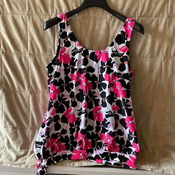 Tankini top-pink and black floral. - Picture 2 of 2
